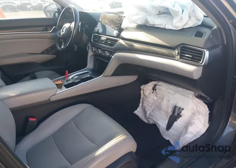 2018 Honda Accord Touring 2.0T из США, поврежденный, VIN 1HGCV2F9XJA003503